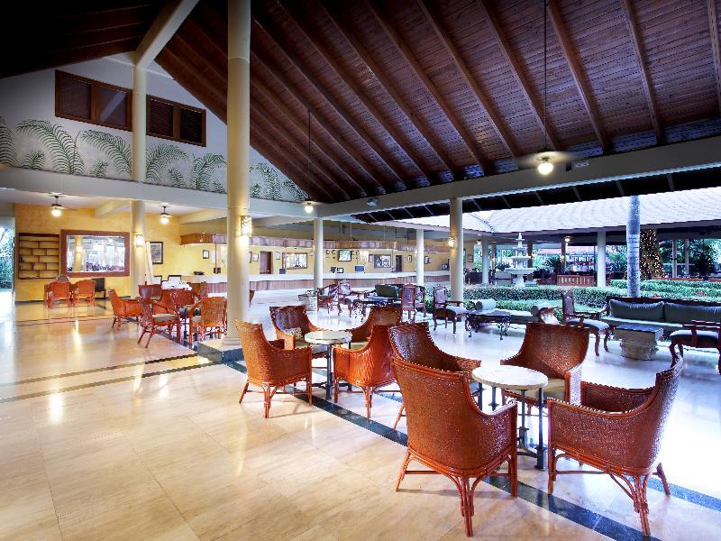 Grand Palladium Palace & Casino Station touristique